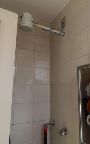 Apartamento à venda com 94m², 2 quartos e 1 vagaÁrea de serviço - Banheiro