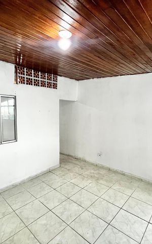 Casa para alugar com 70m², 1 quarto e sem vaga Casa para alugar com 70m², 1 quarto e sem vagaSala