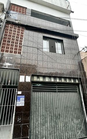 Casa para alugar com 70m², 1 quarto e sem vaga Casa para alugar com 70m², 1 quarto e sem vagaFachada