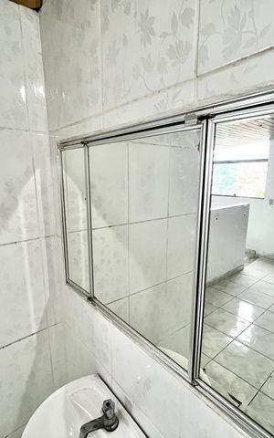 Casa para alugar com 70m², 1 quarto e sem vaga Casa para alugar com 70m², 1 quarto e sem vagaBanheiro