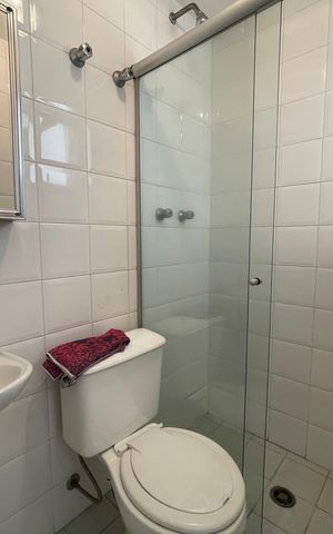 Apartamento à venda com 74m², 3 quartos e 2 vagas Apartamento à venda com 74m², 3 quartos e 2 vagasBanheiro de serviço