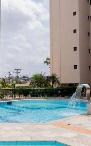 Apartamento à venda com 74m², 3 quartos e 2 vagas Apartamento à venda com 74m², 3 quartos e 2 vagasÁrea comum - Piscina