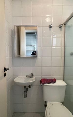 Apartamento à venda com 74m², 3 quartos e 2 vagas Apartamento à venda com 74m², 3 quartos e 2 vagasBanheiro de serviço