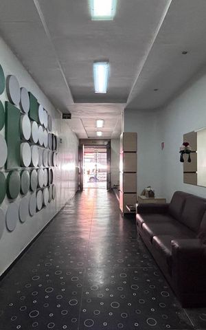 Apartamento à venda com 52m², 1 quarto e sem vagaHall social