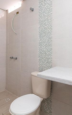 Casa à venda com 185m², 3 quartos e 3 vagasBanheiro Social 1