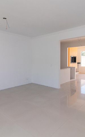 Casa à venda com 185m², 3 quartos e 3 vagasSala 2