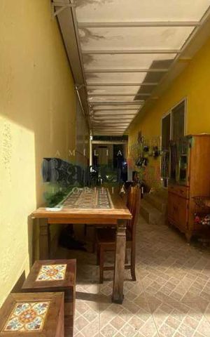 Casa à venda com 390m², 4 quartos e 1 vaga