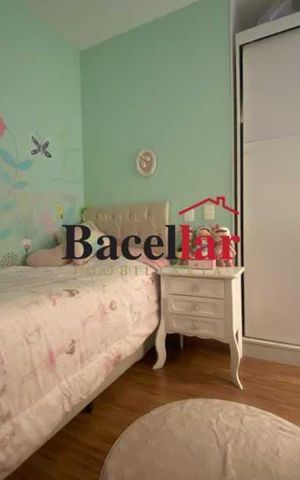 Casa à venda com 390m², 4 quartos e 1 vaga
