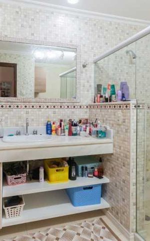 Casa à venda com 312m², 4 quartos e 2 vagas