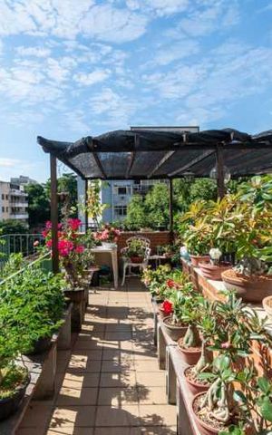 Casa à venda com 312m², 4 quartos e 2 vagas