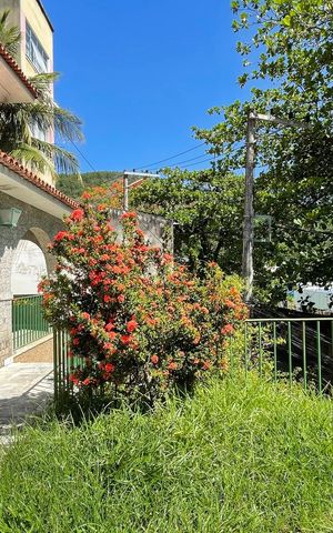 Casa à venda com 643m², 3 quartos e 2 vagas Casa à venda com 643m², 3 quartos e 2 vagasVaranda da Sala