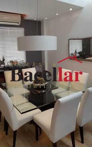 Apartamento à venda com 371m², 4 quartos e 2 vagas