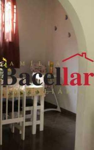 Casa à venda com 320m², 7 quartos e 1 vaga