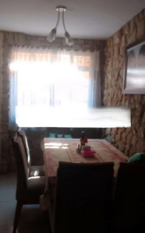 Casa à venda com 134m², 2 quartos e 1 vagaFoto 02