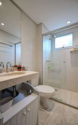 Apartamento à venda com 182m², 3 quartos e 3 vagasBanheiro Suíte 1