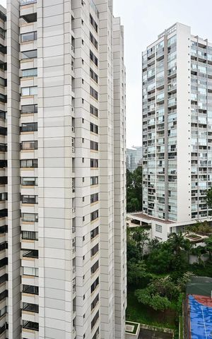Apartamento à venda com 182m², 3 quartos e 3 vagasVista da Suíte 2