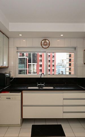 Apartamento à venda com 182m², 3 quartos e 3 vagasCozinha