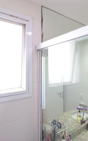 Apartamento à venda com 93m², 3 quartos e 2 vagasBanheiro da Suíte