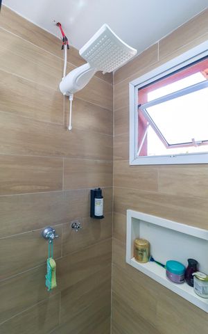Casa de condomínio à venda com 127m², 3 quartos e 2 vagasBanheiro 2