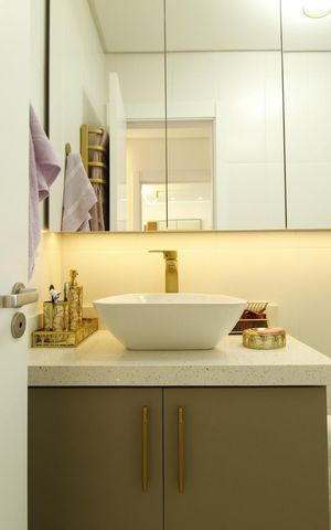 Apartamento à venda com 56m², 1 quarto e 1 vagaBanheiro da Suíte 1