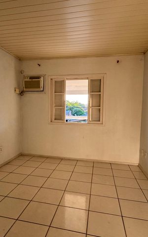Casa à venda com 80m², 2 quartos e 1 vaga