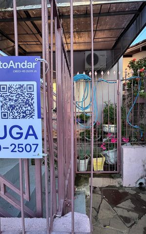 Casa à venda com 80m², 2 quartos e 1 vaga