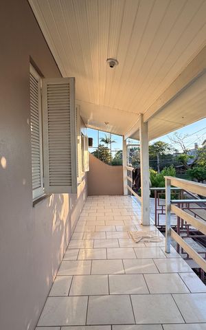 Casa à venda com 80m², 2 quartos e 1 vaga