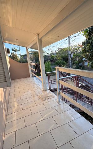 Casa à venda com 80m², 2 quartos e 1 vaga