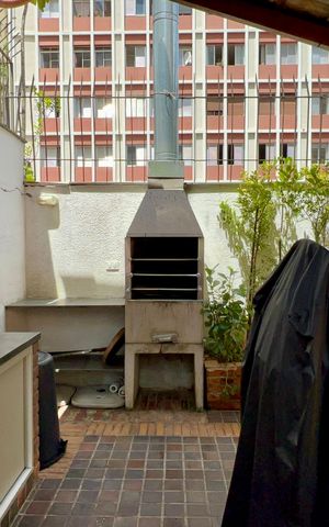 Apartamento à venda com 156m², 1 quarto e 2 vagas Apartamento à venda com 156m², 1 quarto e 2 vagasChurrasqueira