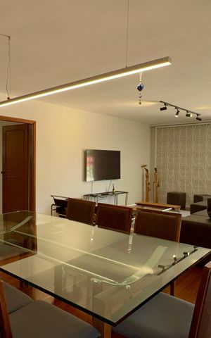Casa para alugar com 420m², 3 quartos e 8 vagas Casa para alugar com 420m², 3 quartos e 8 vagasSala de Jantar