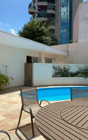 Casa para alugar com 420m², 3 quartos e 8 vagas Casa para alugar com 420m², 3 quartos e 8 vagasÁrea comum