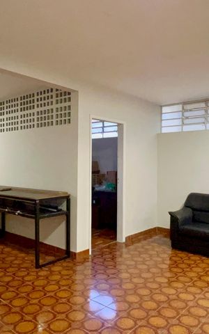 Casa para alugar com 420m², 3 quartos e 8 vagas Casa para alugar com 420m², 3 quartos e 8 vagasGaragem