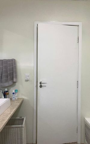 Casa para alugar com 420m², 3 quartos e 8 vagas Casa para alugar com 420m², 3 quartos e 8 vagasBanheiro da Suíte