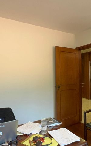Casa para alugar com 420m², 3 quartos e 8 vagas Casa para alugar com 420m², 3 quartos e 8 vagasEscritório
