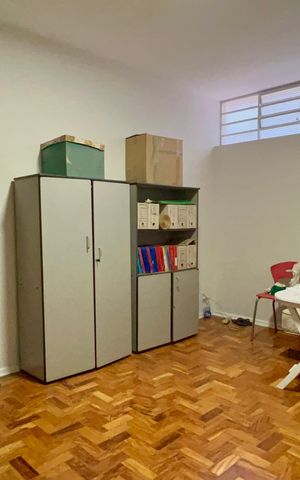 Casa para alugar com 420m², 3 quartos e 8 vagas Casa para alugar com 420m², 3 quartos e 8 vagasQuarto de Serviço