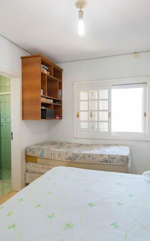 Casa à venda com 274m², 4 quartos e 3 vagas