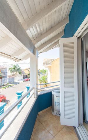 Casa à venda com 274m², 4 quartos e 3 vagas