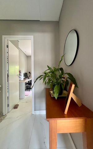 Casa de condomínio à venda com 85m², 2 quartos e 2 vagas Casa de condomínio à venda com 85m², 2 quartos e 2 vagasCorredor