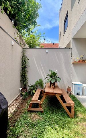 Casa de condomínio à venda com 85m², 2 quartos e 2 vagas Casa de condomínio à venda com 85m², 2 quartos e 2 vagasQuintal