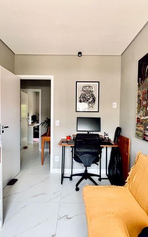 Casa de condomínio à venda com 85m², 2 quartos e 2 vagas Casa de condomínio à venda com 85m², 2 quartos e 2 vagasSuíte 2