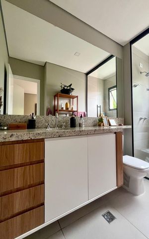 Casa de condomínio à venda com 85m², 2 quartos e 2 vagas Casa de condomínio à venda com 85m², 2 quartos e 2 vagasBanheiro da Suíte 1