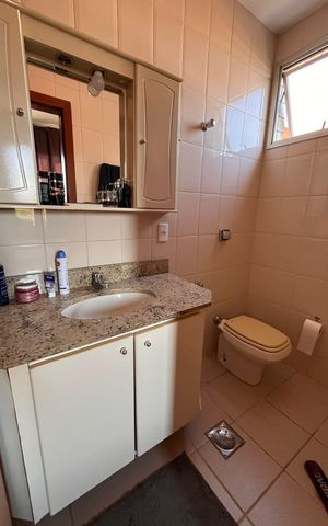 Apartamento à venda com 115m², 2 quartos e 1 vaga Apartamento à venda com 115m², 2 quartos e 1 vagaBanheiro Suite