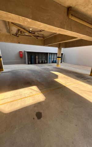 Apartamento à venda com 115m², 2 quartos e 1 vaga Apartamento à venda com 115m², 2 quartos e 1 vagaGaragem
