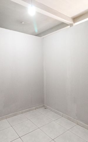 Casa à venda com 45m², 2 quartos e sem vaga Casa à venda com 45m², 2 quartos e sem vagaQuarto 2