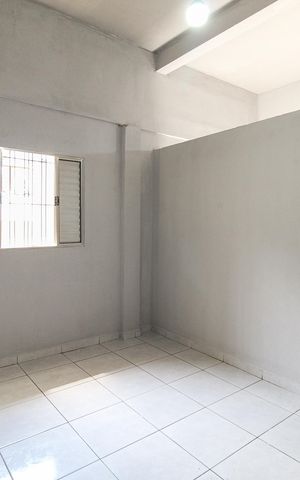 Casa à venda com 45m², 2 quartos e sem vaga Casa à venda com 45m², 2 quartos e sem vagaQuarto 1