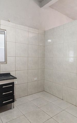 Casa à venda com 45m², 2 quartos e sem vaga Casa à venda com 45m², 2 quartos e sem vagaCozinha