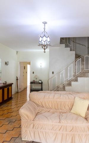 Casa para alugar com 200m², 3 quartos e 2 vagas