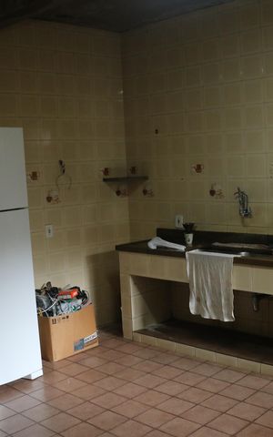 Casa para alugar com 381m², 2 quartos e 2 vagasCozinha