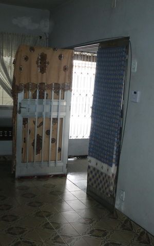 Casa para alugar com 381m², 2 quartos e 2 vagassala