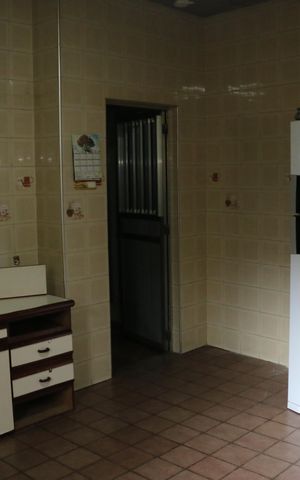 Casa para alugar com 381m², 2 quartos e 2 vagasCozinha